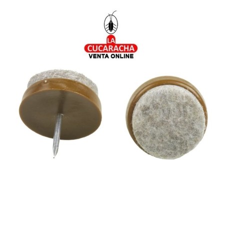 PROTECTOR DE PATAS POLIPROPILENO CUBIERTA LANA CON CLAVO MODELO 65.