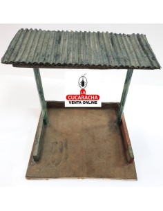 Pesebre Belen Nacimiento Artesanal madera 20x20cm. barandillas caoba oscuro.